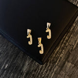 Dije Letra J 0.3gr / 1.5gr Circones Blancos Oro Amarillo