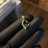 Dije Corazon Silueta 2gr / 2.3cm Esmeralda 45pts Diamantes 10pts Oro Amarillo (Joya)