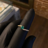Solitario Curvo 2.45gr T6 3/4 Anillo Esmeralda 38pts Circones Blancos (Joya)*