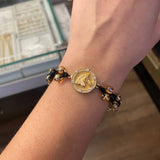 Pulsera Negra Cabeza Caballo Sabia Oscura Circones Blancos Dos Oros Amarillo Blancos*