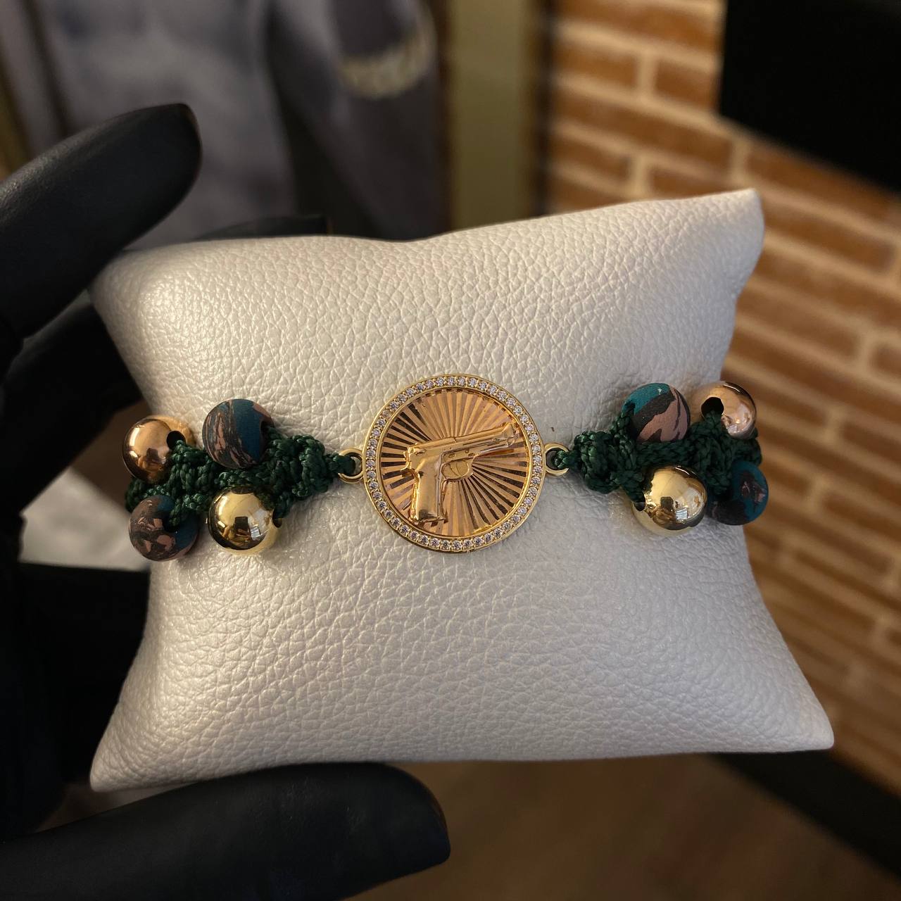 Pulsera Verde Arma Baretta Camuflada Bolas 8mm Lisas Circones Blancos Dos Oros Rosa Amarillo*