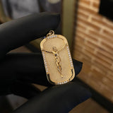 Dije Placa Cristo 6.15gr / 5cm Circones Blancos Oro Amarillo