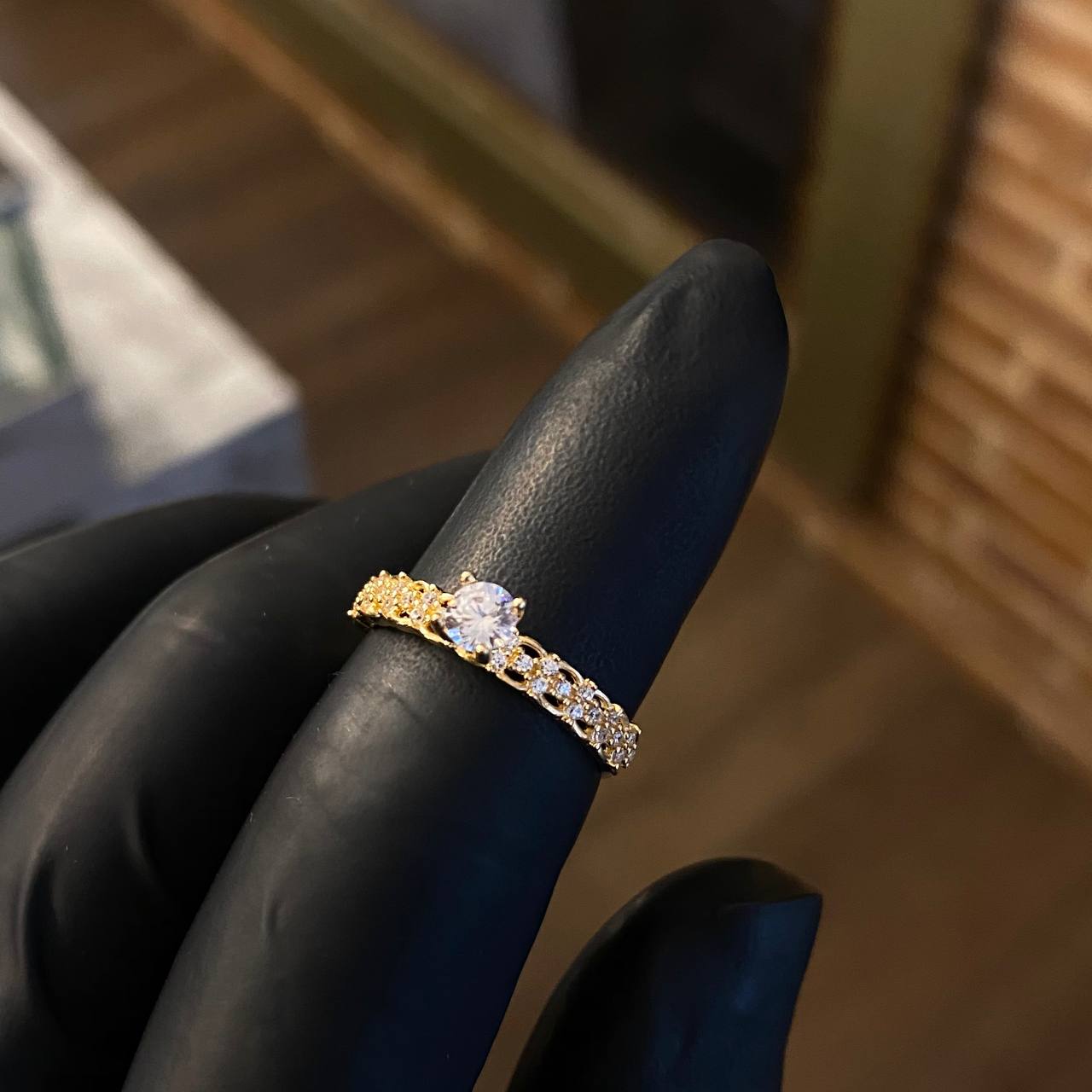 Solitario Bismac 1.9gr / T6 Anillo Circones Blancos Oro Amarillo