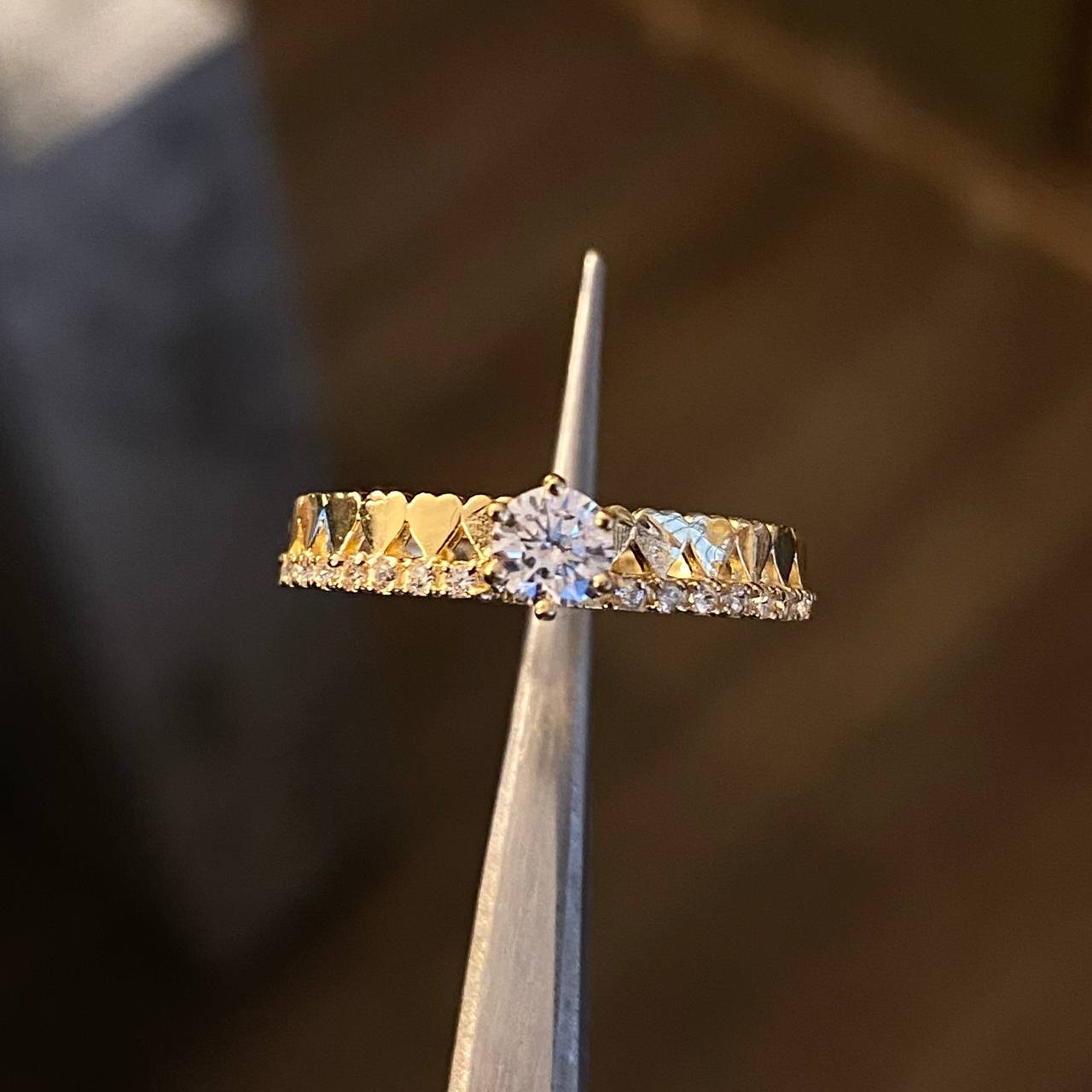 Solitario Corazones  1.4gr / T7 1/4 Anillo Circones Blancos Oro Amarillo