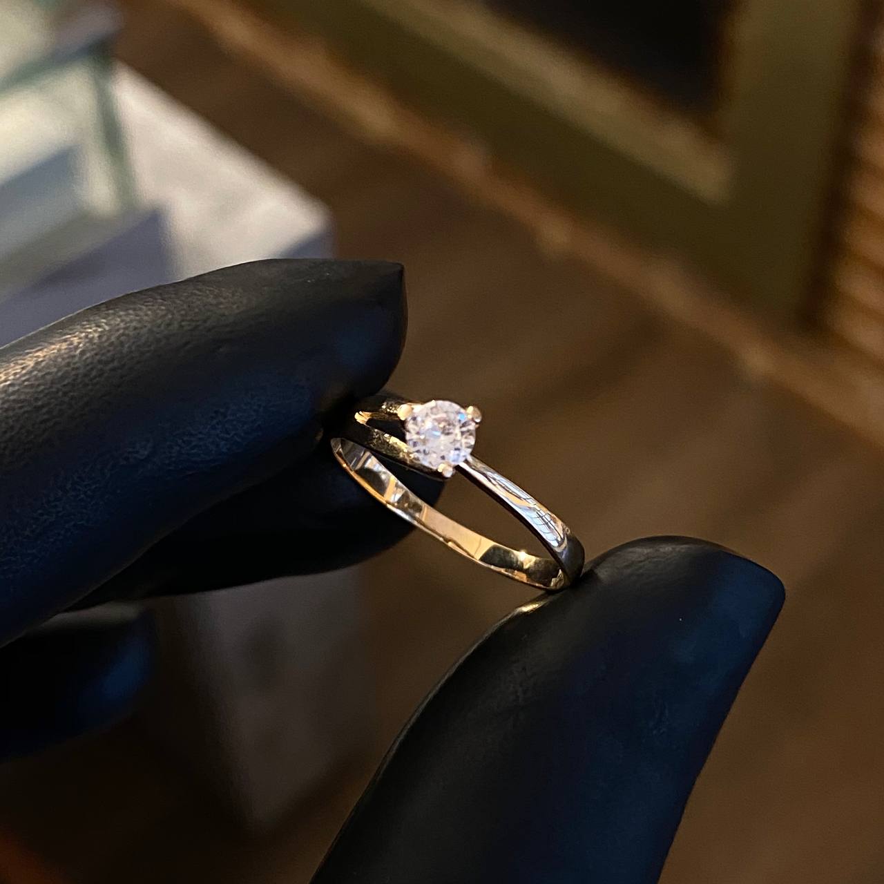 Solitario Union 1.8gr / T7 1/4 Anillo Circon Blanco Oro Amarillo