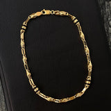Pulso Rustico Piramide 5.5gr / 22cm / 4.7mm 3x1 Caucho Negro Oro Amarillo