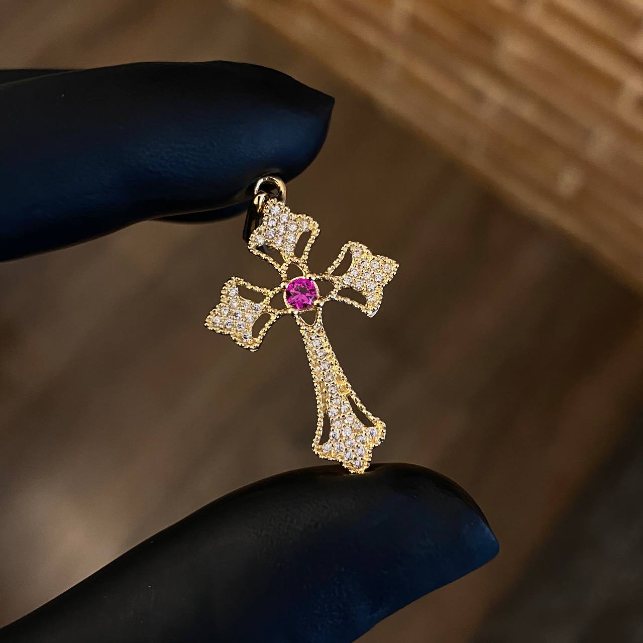Dije Cruz Trinidad 3.55gr / 4cm Circones Blancos Fucsia Oro Amarillo (oferta)