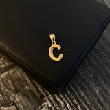 Dije Letra C 0.3gr / 1.5cm Liso Oro Amarillo