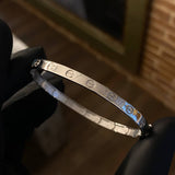 Pulso Aro CT 8.9gr / 16cm Liso Oro Blanco