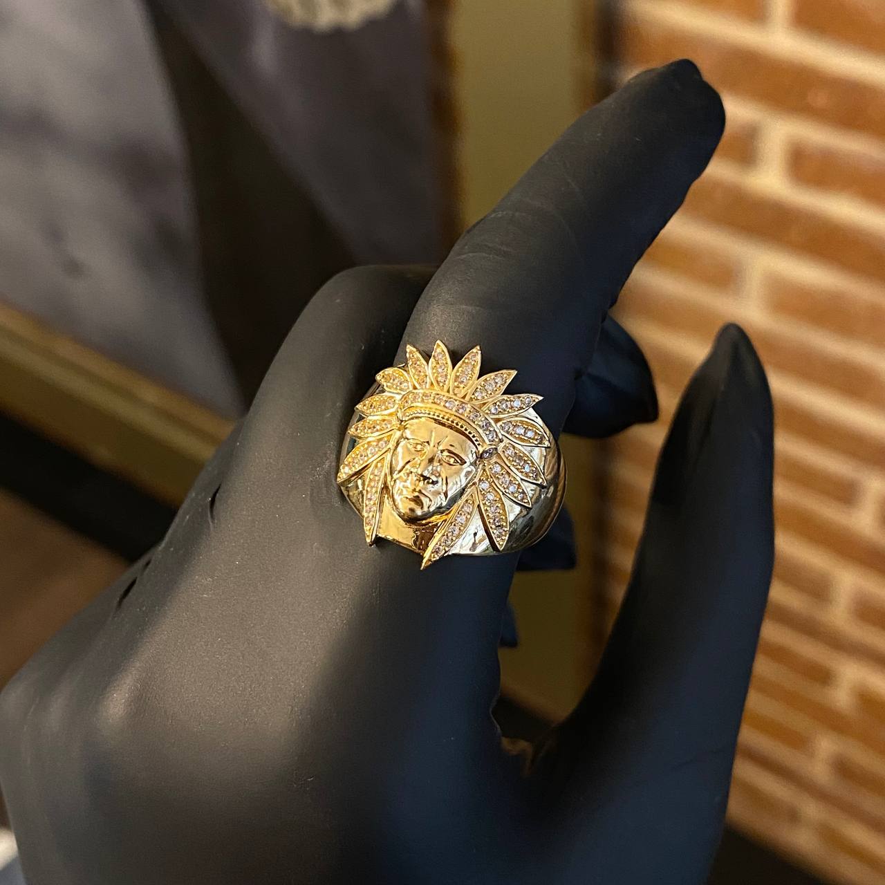 Anillo Indio 10.25gr T10 Circones Blancos Oro Amarillo*