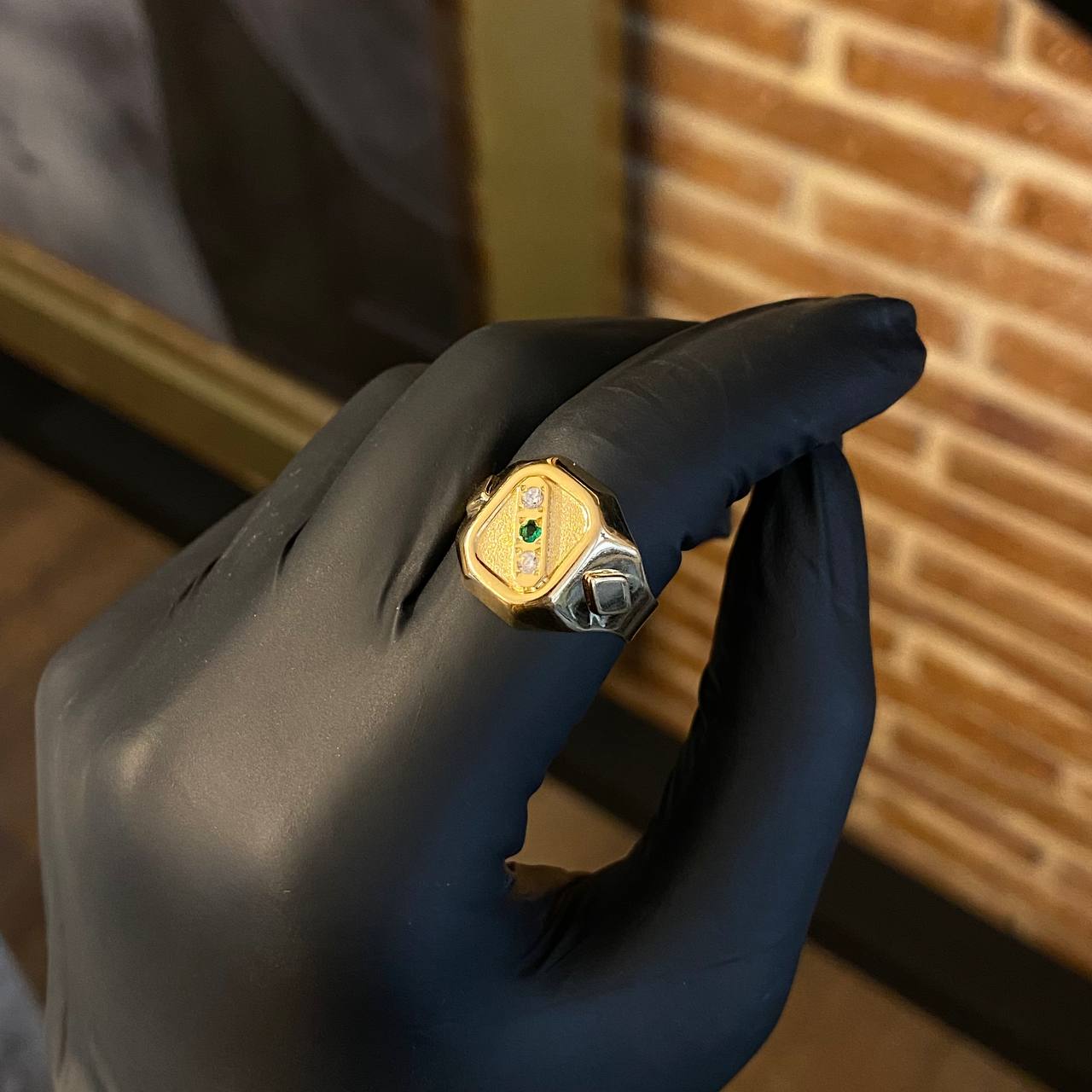 Anillo Sello Trinity 3.6gr T8 1/2 Rombo Circones Blancos Verde Oro Amarillo*