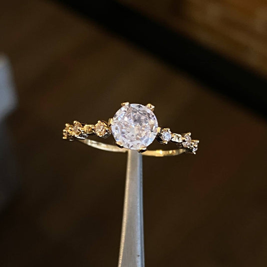Solitario 1.6gr T5 3/4 Anillo Circones Blancos Oro Amarillo