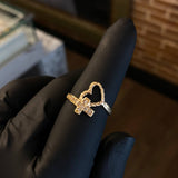 Anillo Corazon Cruz Silueta 2.1gr T7 3/4 Circones Blancos Oro Amarillo*