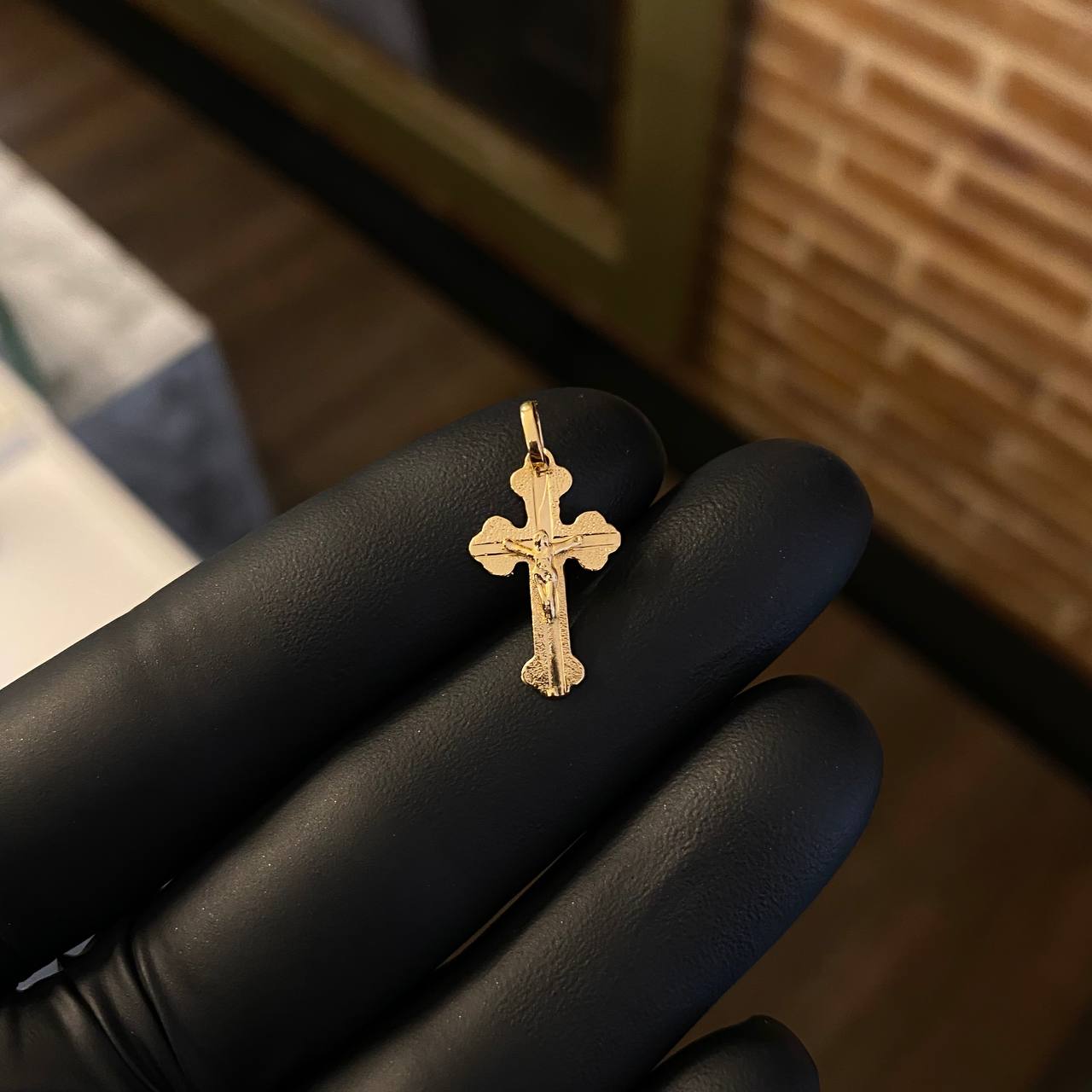 Dije Cristo Cruz Trinidad 0.9gr / 2.2cm Mate Oro Amarillo