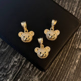 Dije Oso Cabeza 2.6gr / 2cm Circones Blancos Negros Oro Amarillo