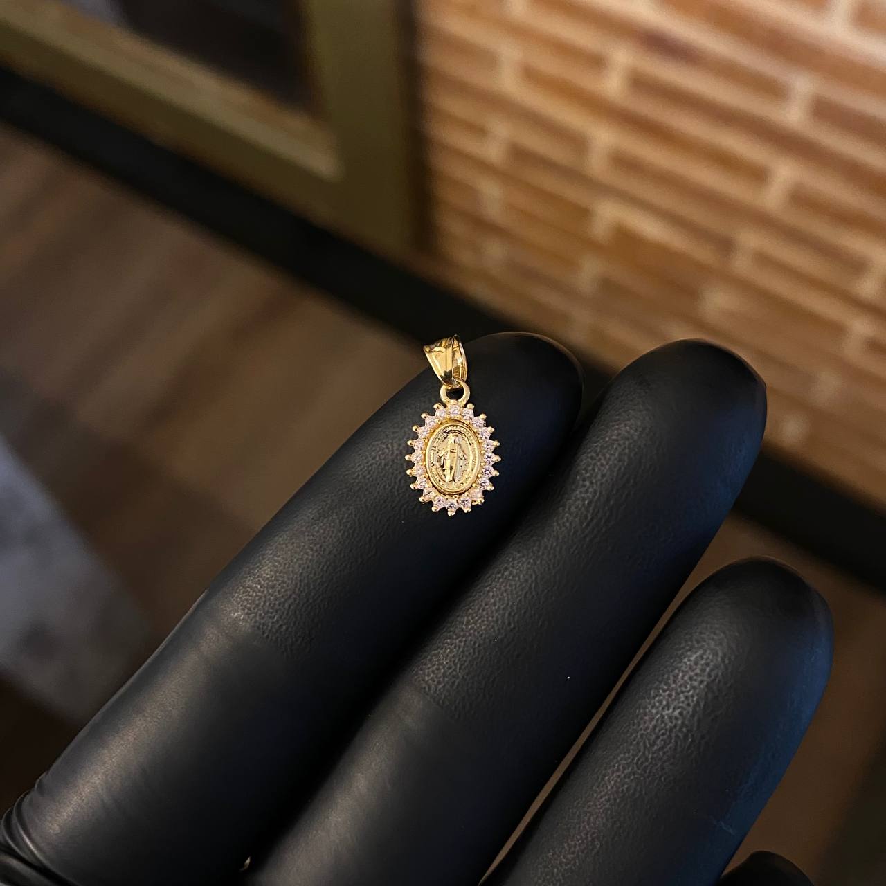 Dije Virgen Milagrosa 0.6gr / 1.5cm Circones Rosa Oro Amarillo