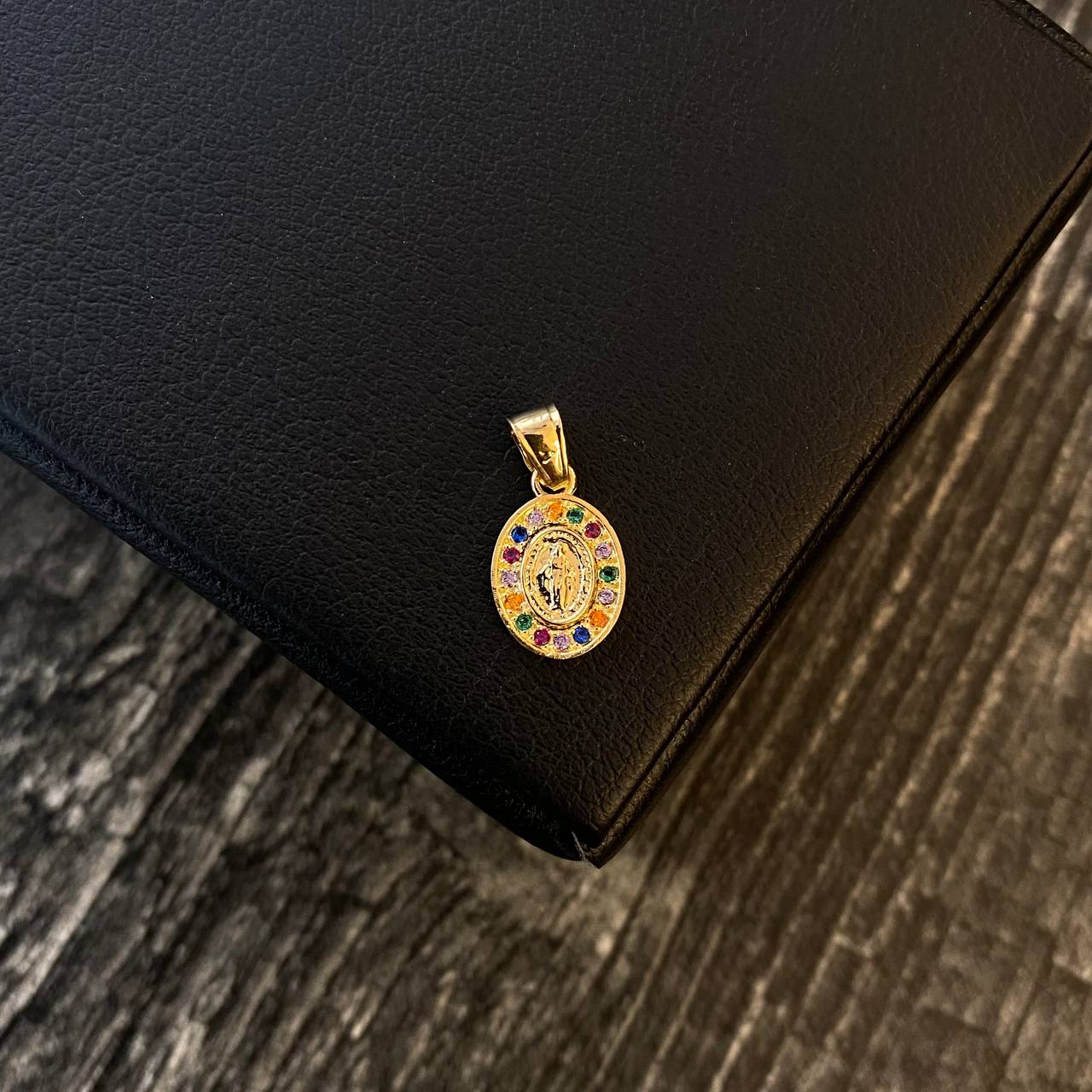 Dije Virgen Milagrosa 0.7gr / 1.5cm Circones Blancos Verdes Azules Naranjas Oro Amarillo