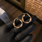 Candongas 2.7gr / 2.4cm Melcocha Punteadas Oro Rosa Pau
