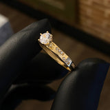 Solitario 2gr T8 1/4 Anillo Circones Blancos Oro Amarillo