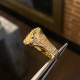 Anillo Caballo Herradura 5.2gr T10 1/4 Circones Blancos Verde Oro Amarillo