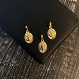 Dije Divino Niño 0.75gr / 1.8cm Diamantado Oro Amarillo