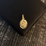 Dije Divino Niño 1.3gr / 2.1cm Diamantado Oro Amarillo