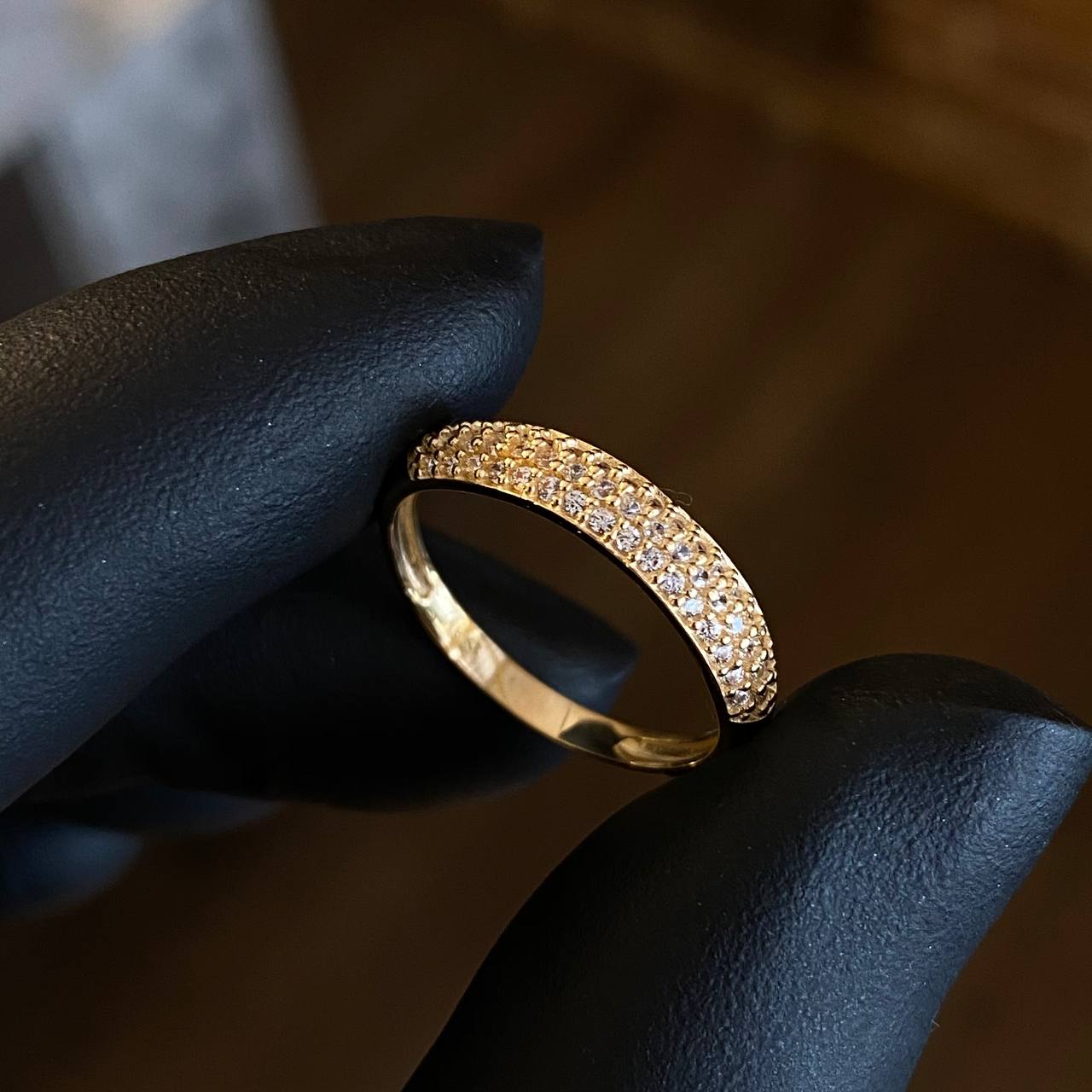 Anillo Churumbela 1.85gr T6 1/4 Circones Blancos Oro Amarillo