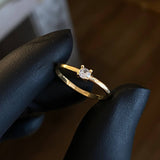 Solitario 1.4gr / T7 1/4 Circon Blanco Oro Amarillo