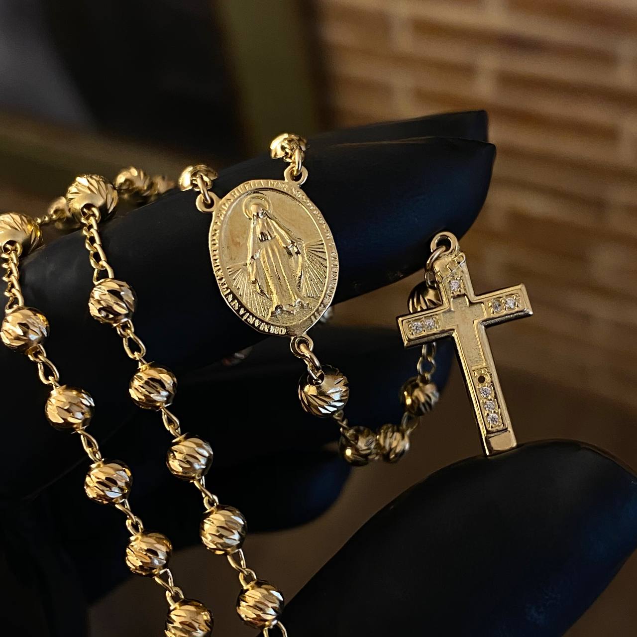 Rosario Virgen Milagrosa 12.9gr / 50cm Bola 4-5mm Diamantada Circones Blancos Oro Amarillo*