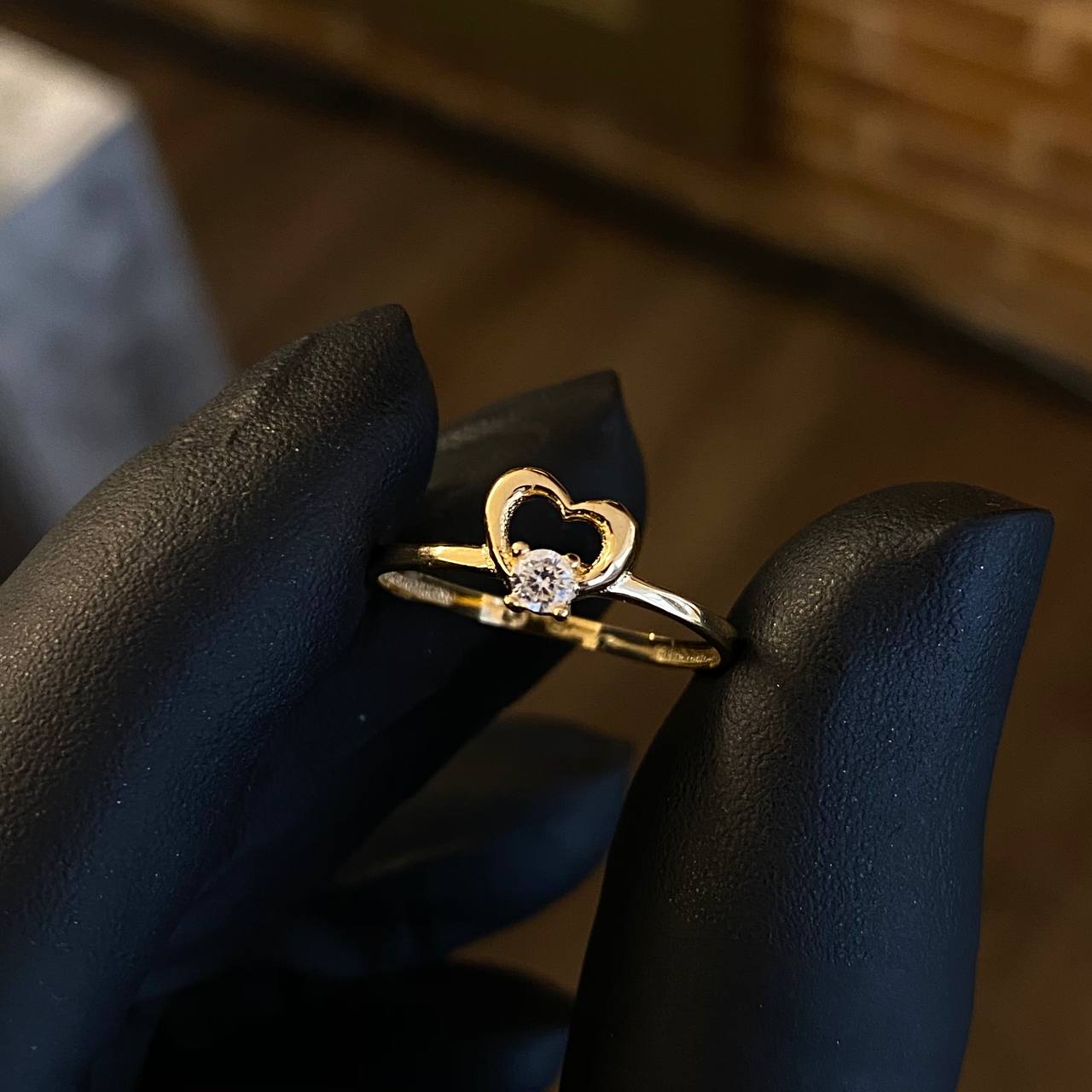 Anillo Silueta Corazon 1.15gr T6 3/4 Circon Blanco Oro Amarillo