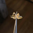 Anillo Silueta Mariposa 1.65gr T6 3/4 Circones Blancos Rojo Oro Amarillo