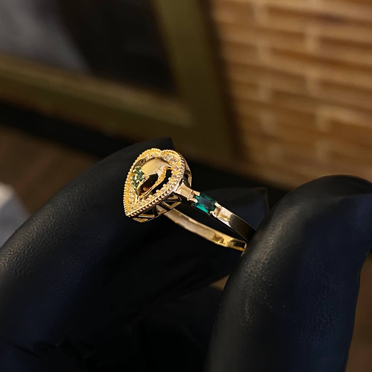 Anillo Corazon Halo 2.4gr T6 1/2 Circones Blancos Verdes Oro Amarillo
