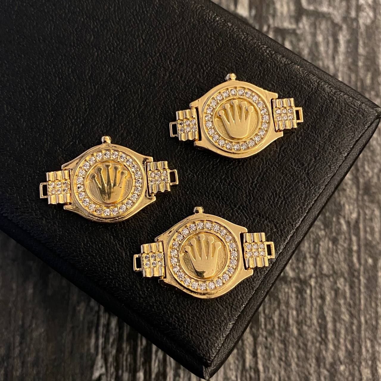 Herraje Corona Cinturon RX 3.7gr / 2.6cm Circones Blancos Oro Amarillo