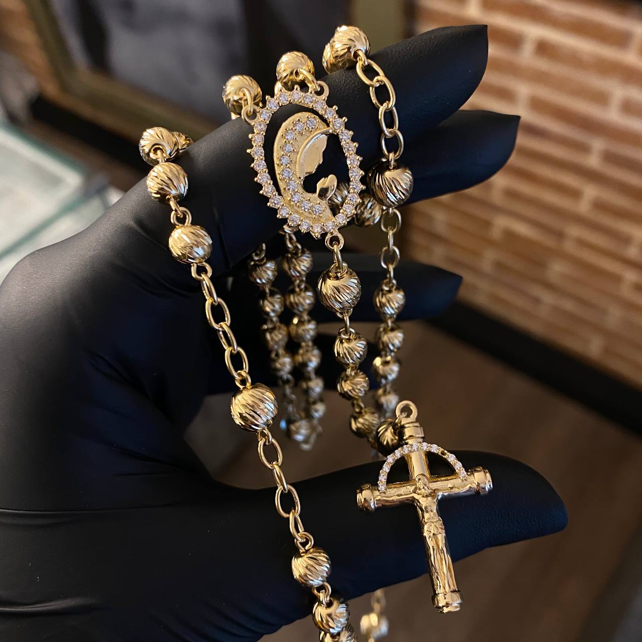 Rosario Virgen María 33.25gr / 65cm / 6-7mm Bolas Diamantadas Circones Blancos Oro Amarillo
