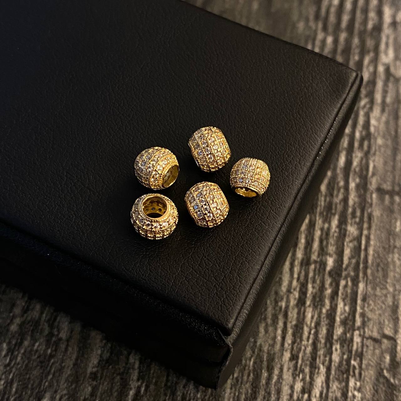 Herraje Bola de Fuego 1.15gr 8mm Circones Blancos Oro Amarillo*