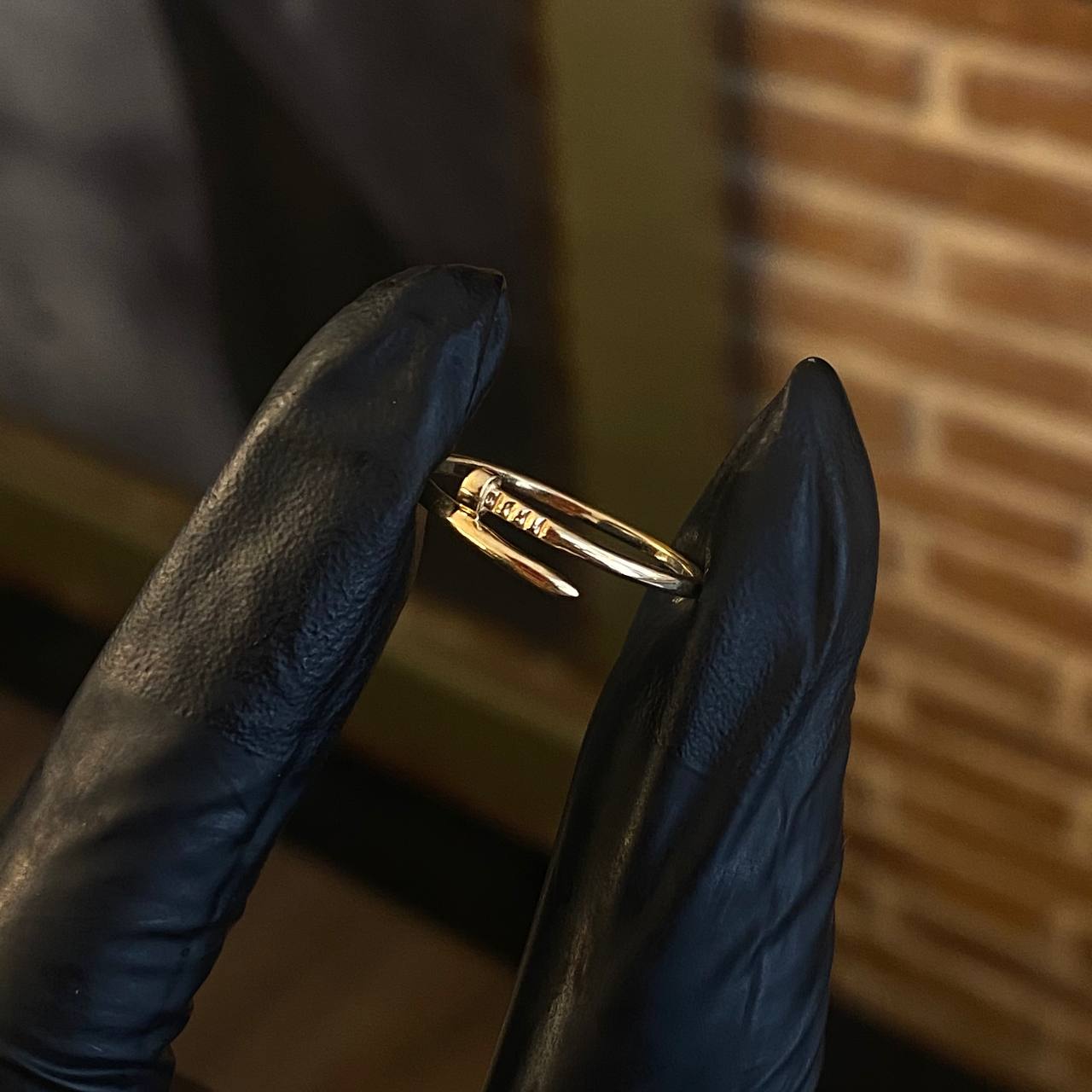 Anillo Clavo 1.3gr  T7 1/2 Liso Oro Amarillo
