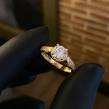 Solitario Halo 3.25gr / T8 1/2 Anillo Circones Blancos Oro Amarillo
