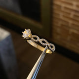 Solitario Infinitos 2.7gr / T8 1/2 Anillo Circones Blancos Oro Amarillo